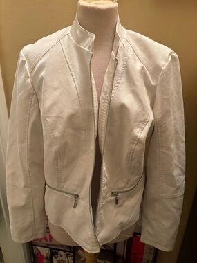 Baccini White Faux Leather Zip Moto Jacket